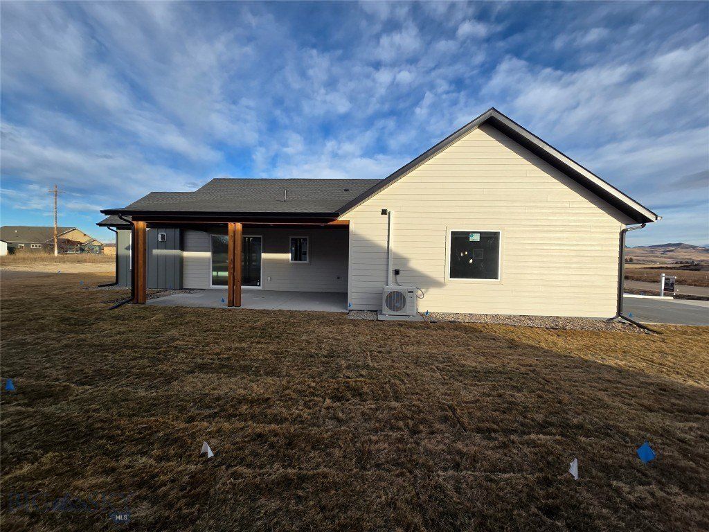 312 S Crispin Street. Manhattan, MT 59741