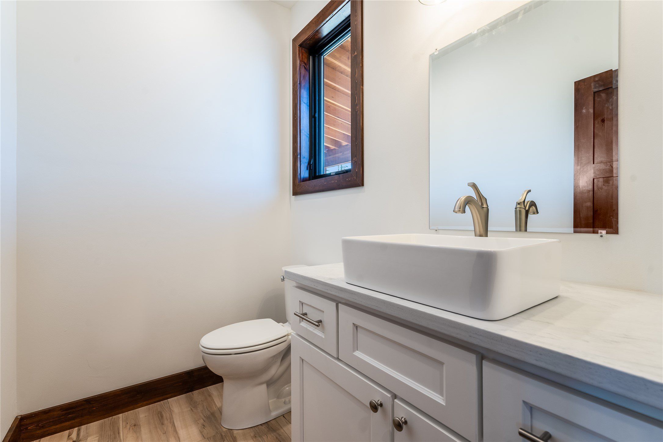 192 Glacier Flats Road. Kalispell, MT 59901