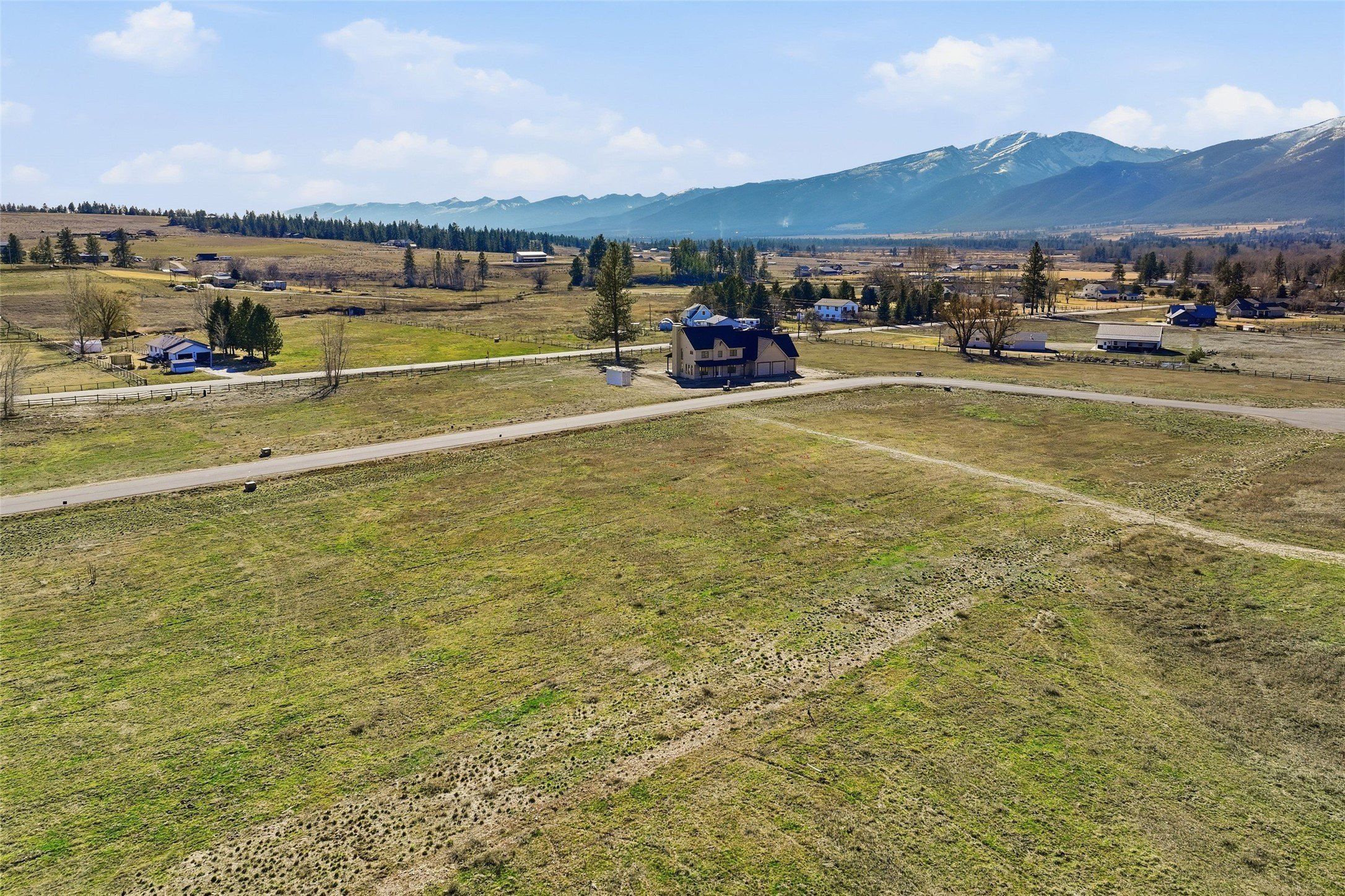 208 Barnwood Way. Stevensville, MT 59870