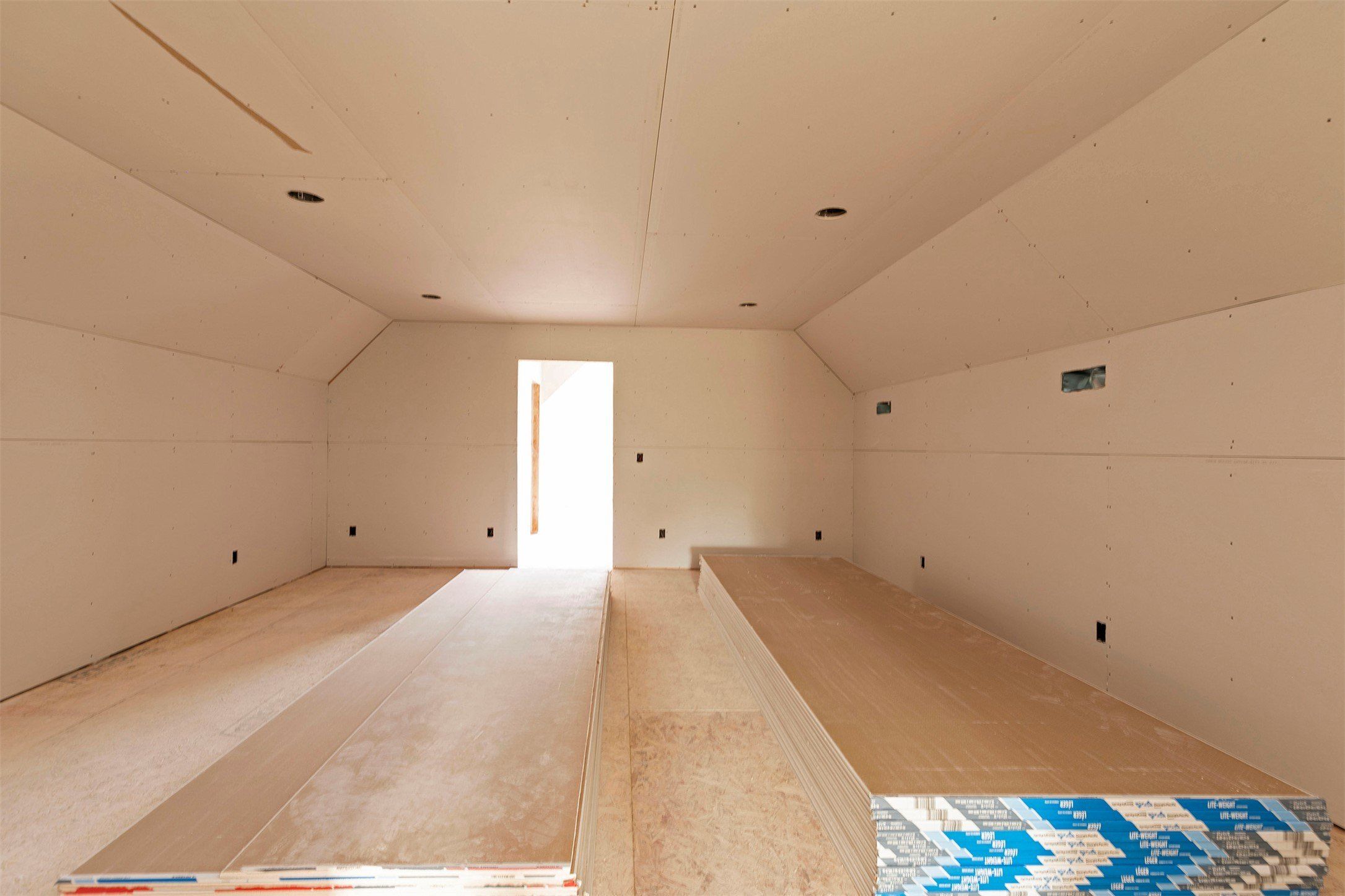 201 Barnwood Way. Stevensville, MT 59870