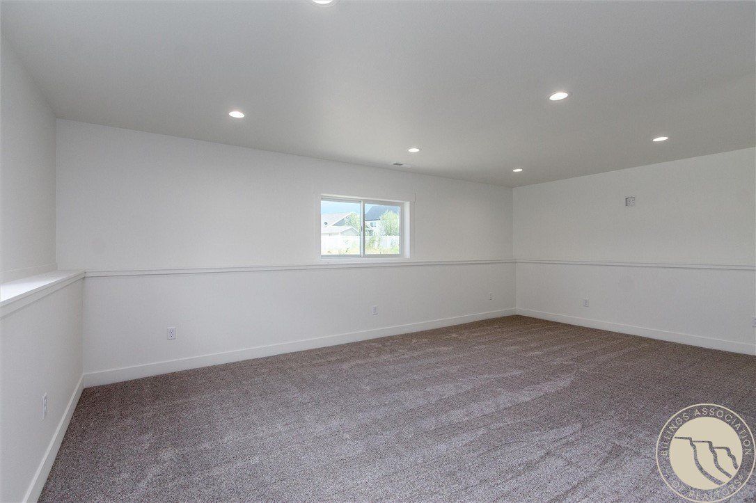 2647 Palmer Lane. Billings, MT 59105