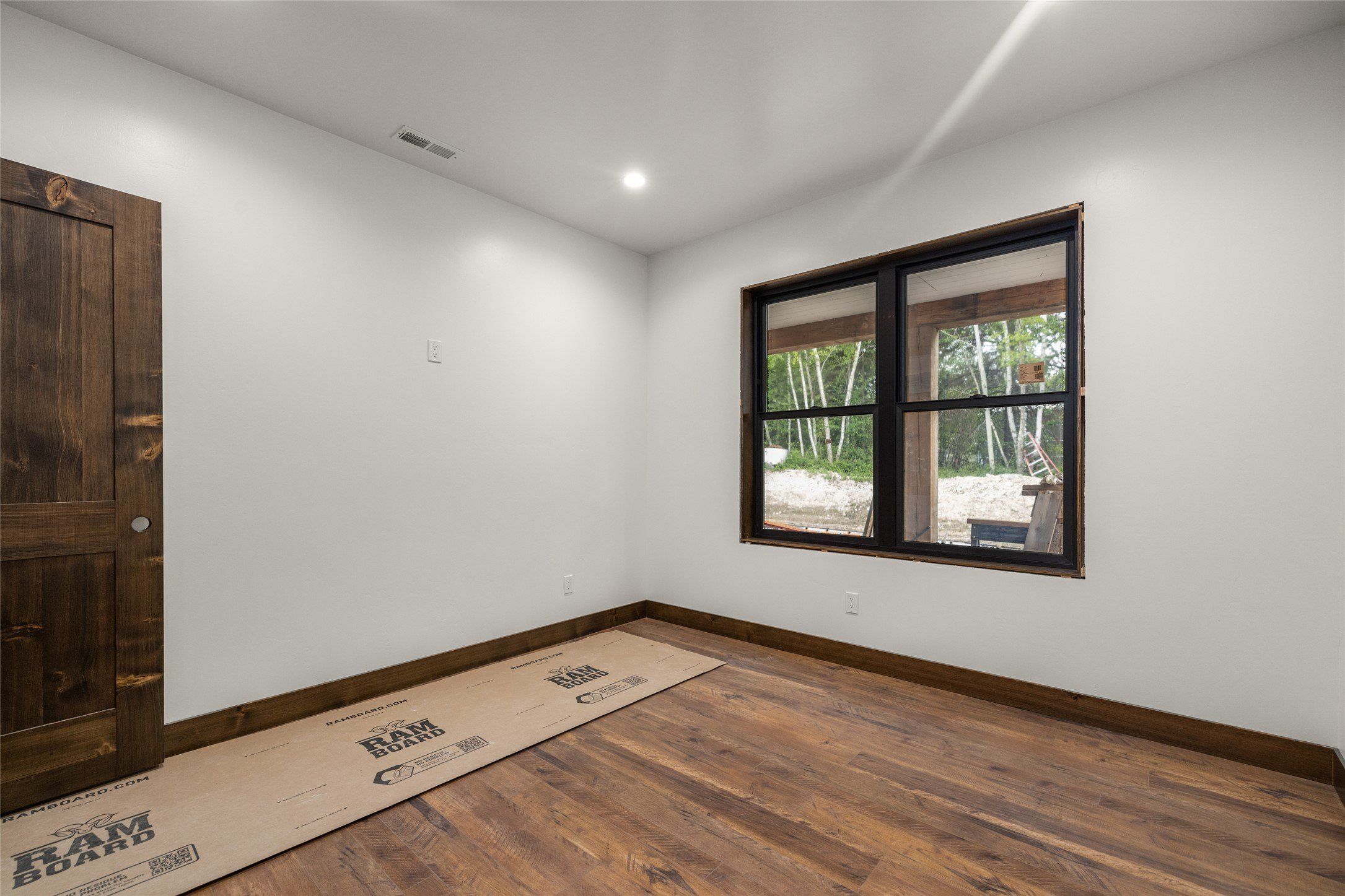 1287 Oakmont Lane. Columbia Falls, MT 59912