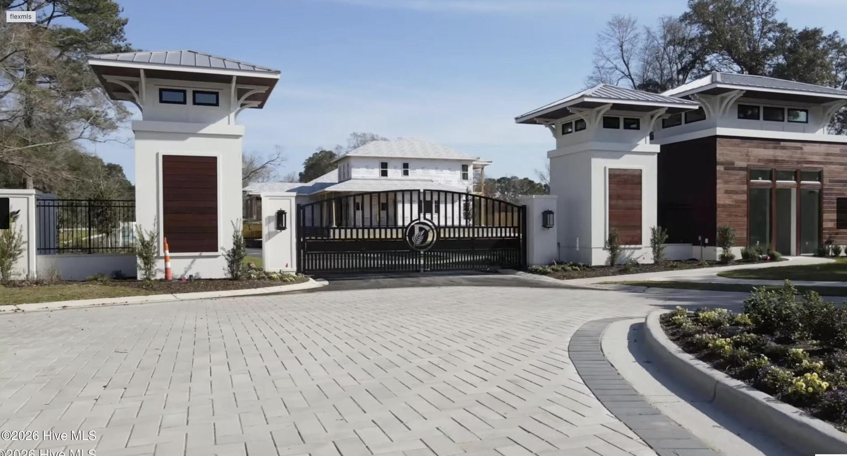 360 E Wayfinder Lane. Hampstead, NC 28443