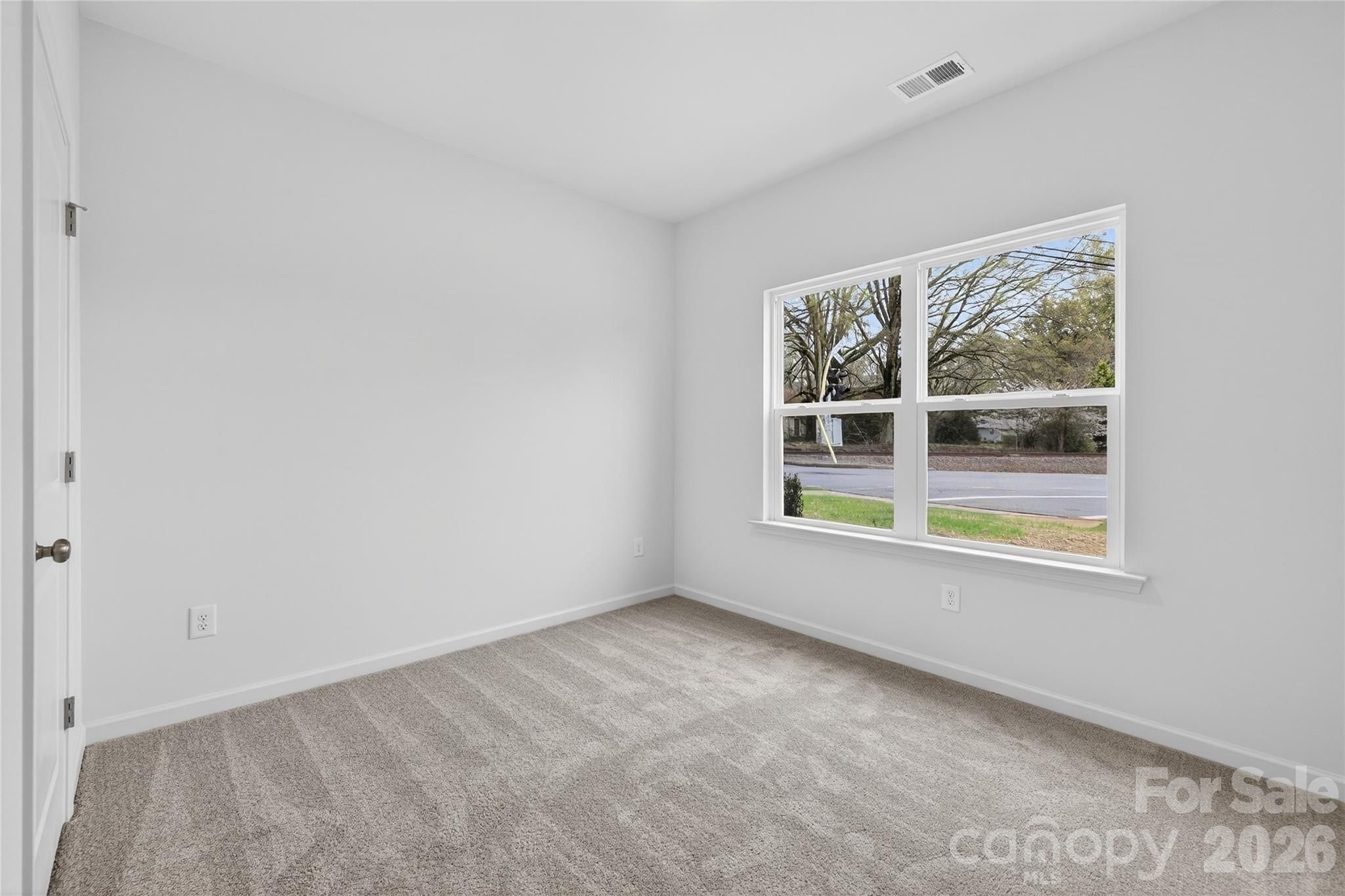 2827 17Th Street Court Ne. Hickory, NC 28601