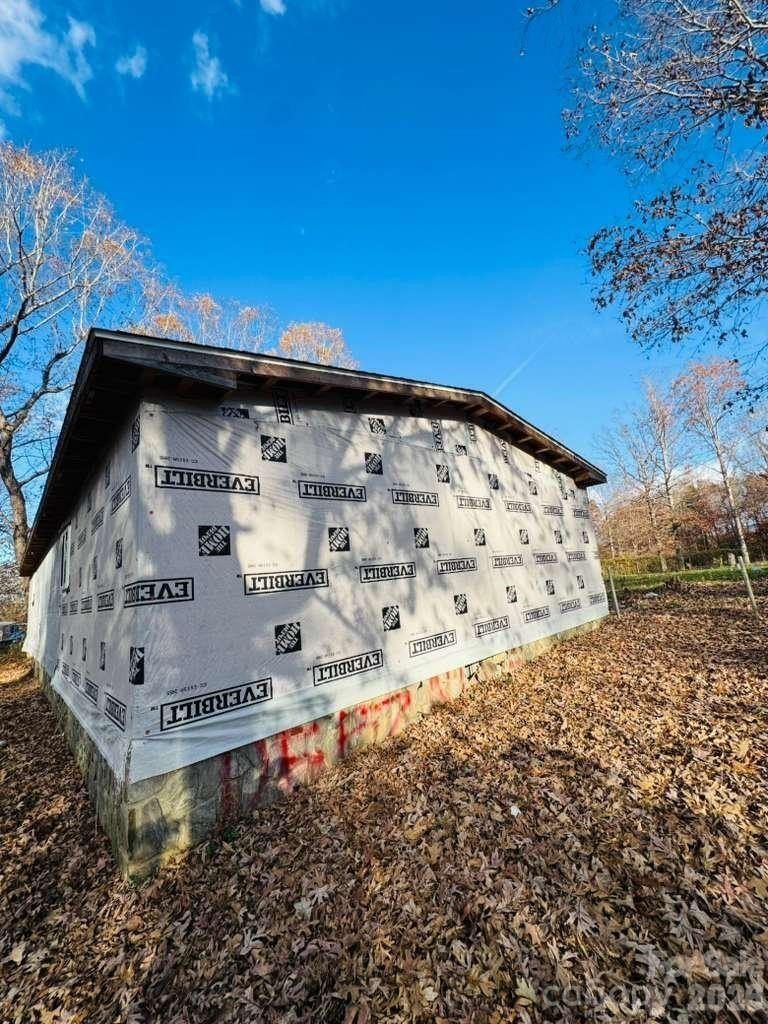 6130 Andria Lane. Connelly Springs, NC 28612