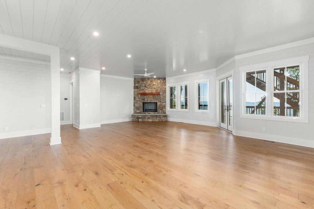 Broadview Drive. Highlands, NC 28741