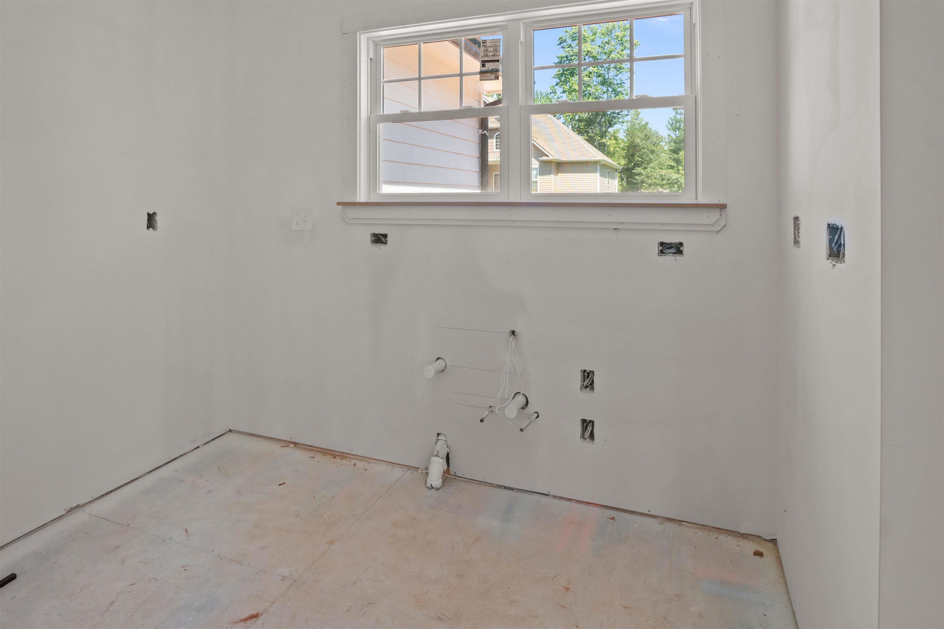 436 Dublin Lane. Columbus, NC 28722