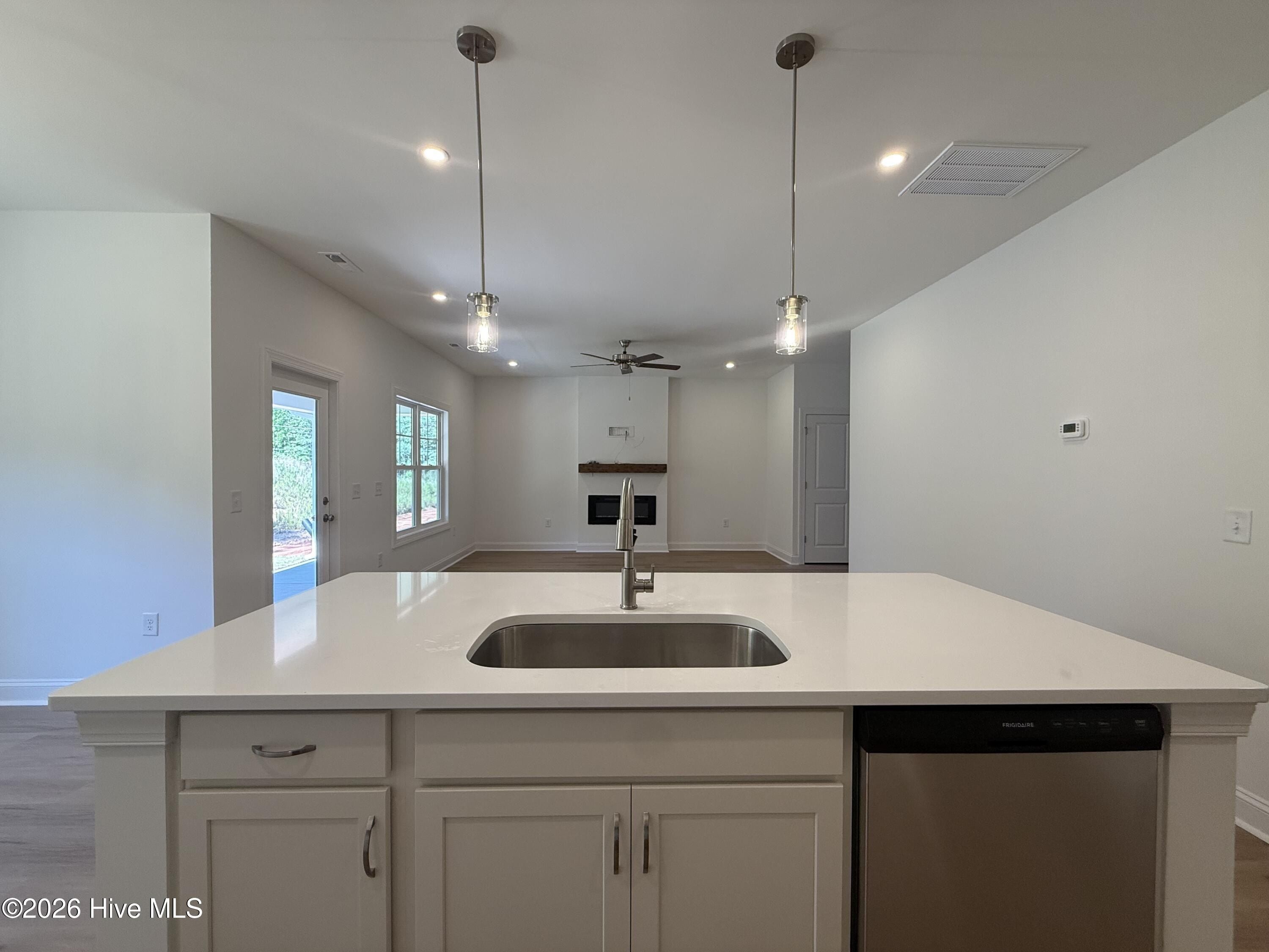 112 Carver Street. Carthage, NC 28327