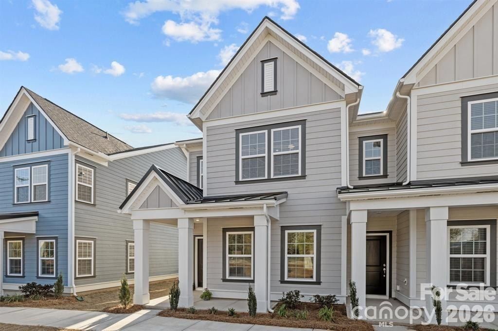 5008 Cherry Gum Court. Matthews, NC 28105