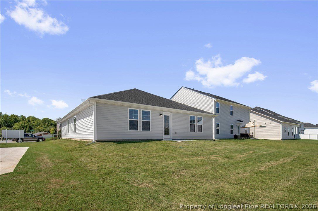 8 W Emily Gardens Drive. Selma, NC 27576
