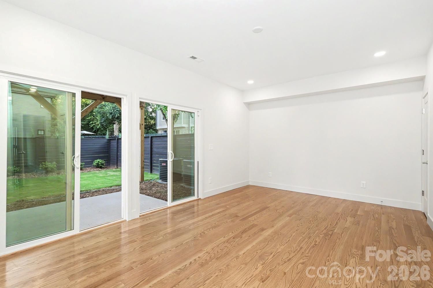 1424 Lomax Avenue. Charlotte, NC 28211