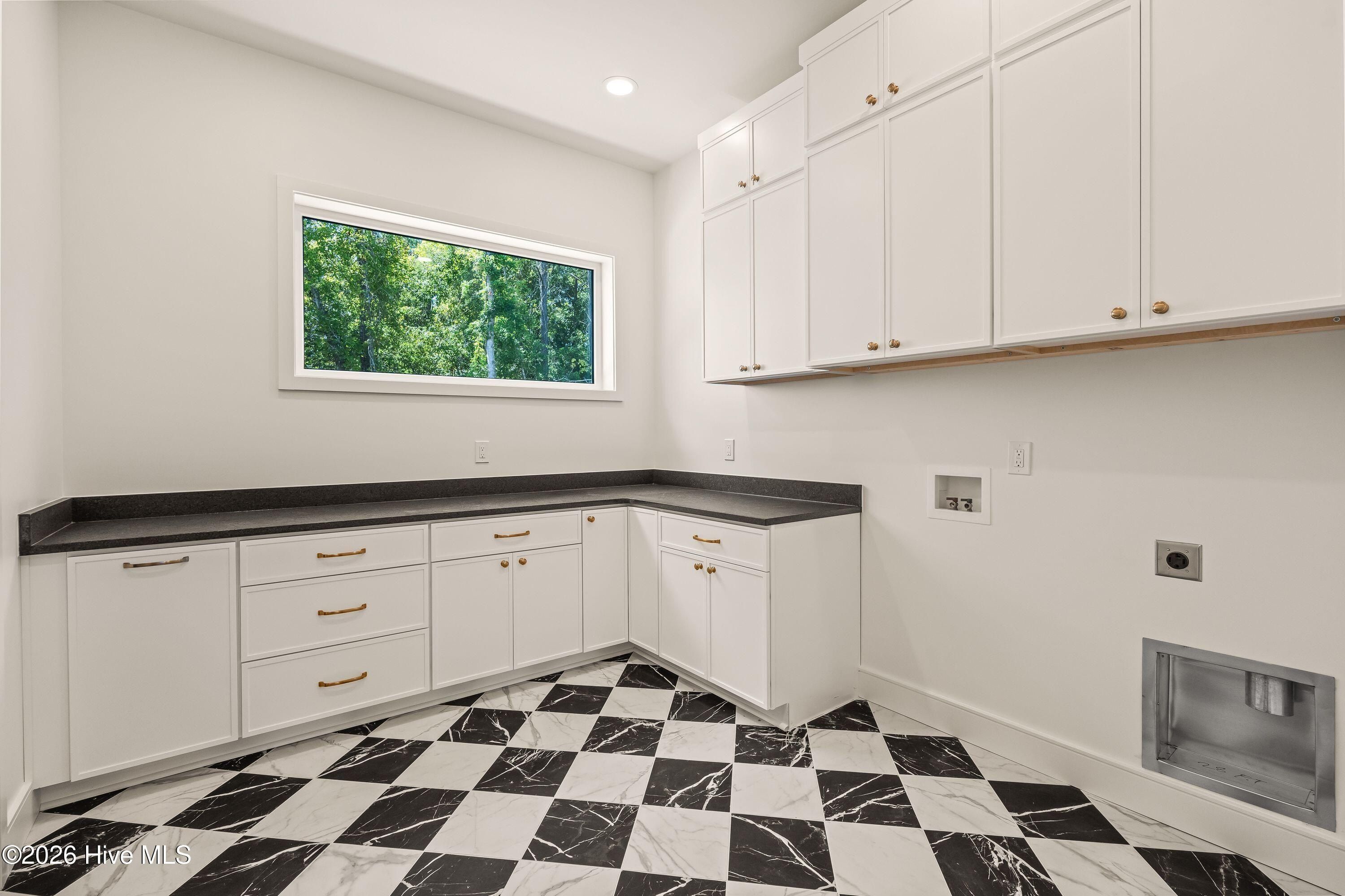 1904 Middle Sound Loop Road. Wilmington, NC 28411