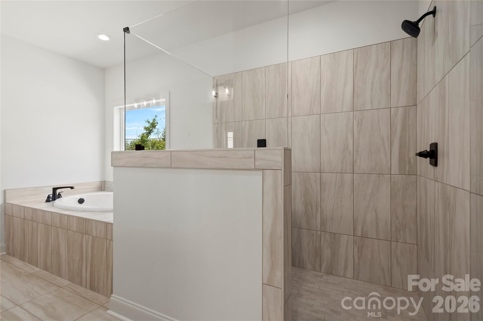11 Sky Drive S. Asheville, NC 28804