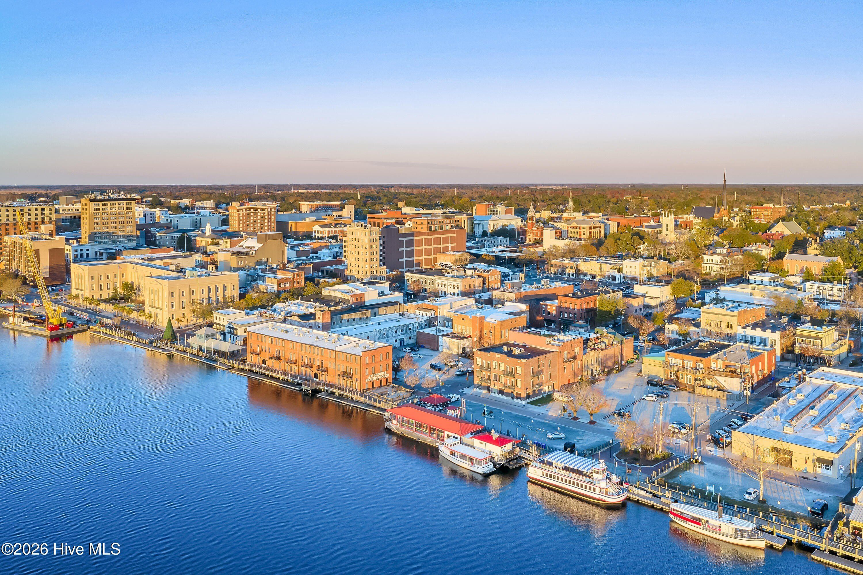 1556 Riverview Terrace. Wilmington, NC 28401