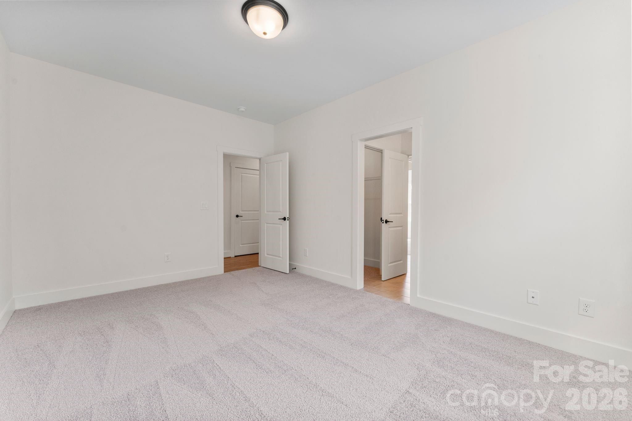 80 42Nd Avenue Drive Nw. Hickory, NC 28601