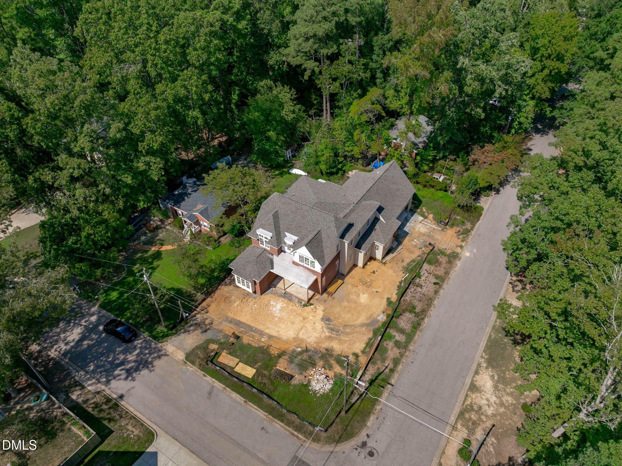 415 Webster Street. Cary, NC 27511