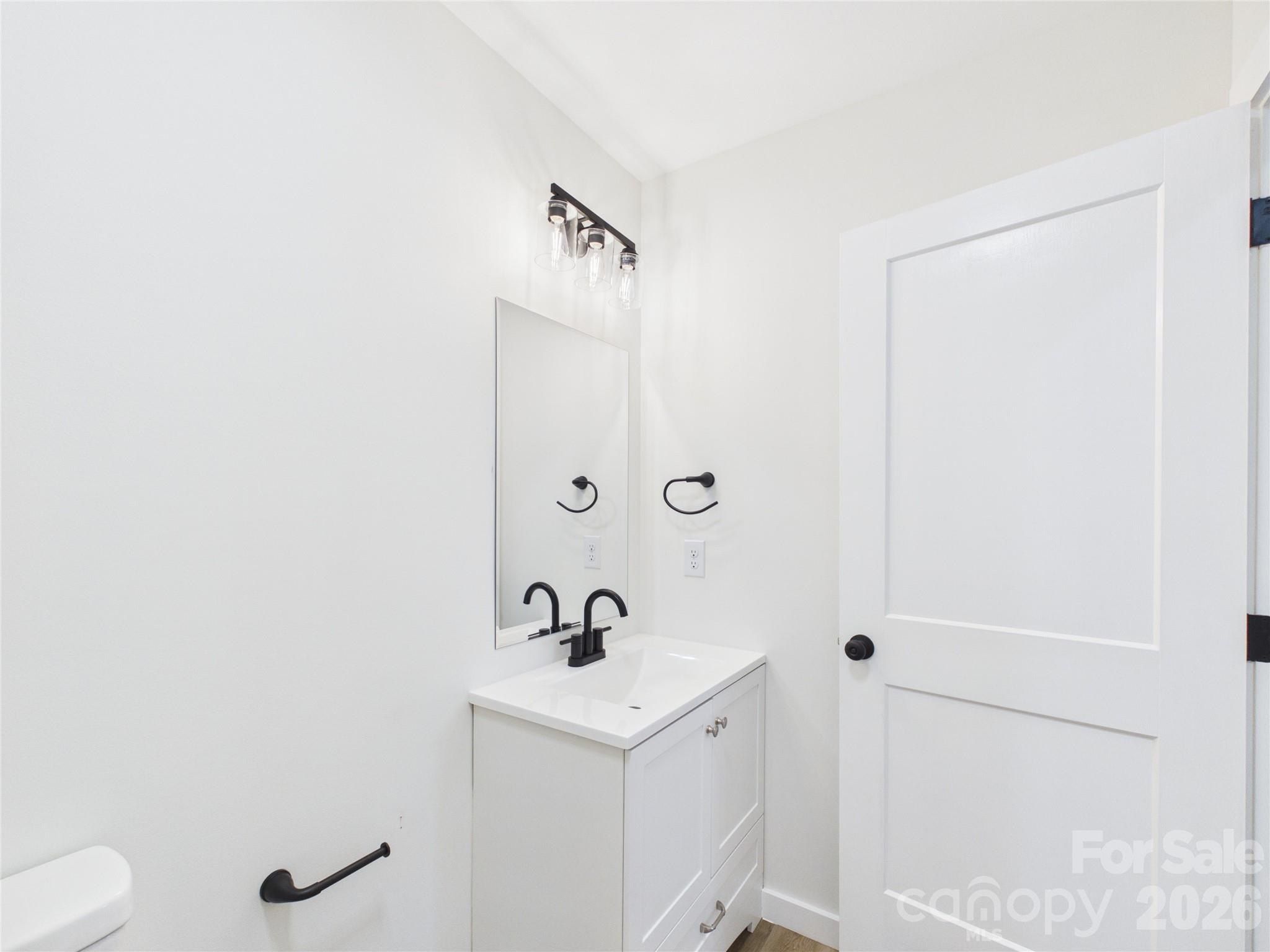 210 22Nd Avenue Place Ne. Hickory, NC 28601