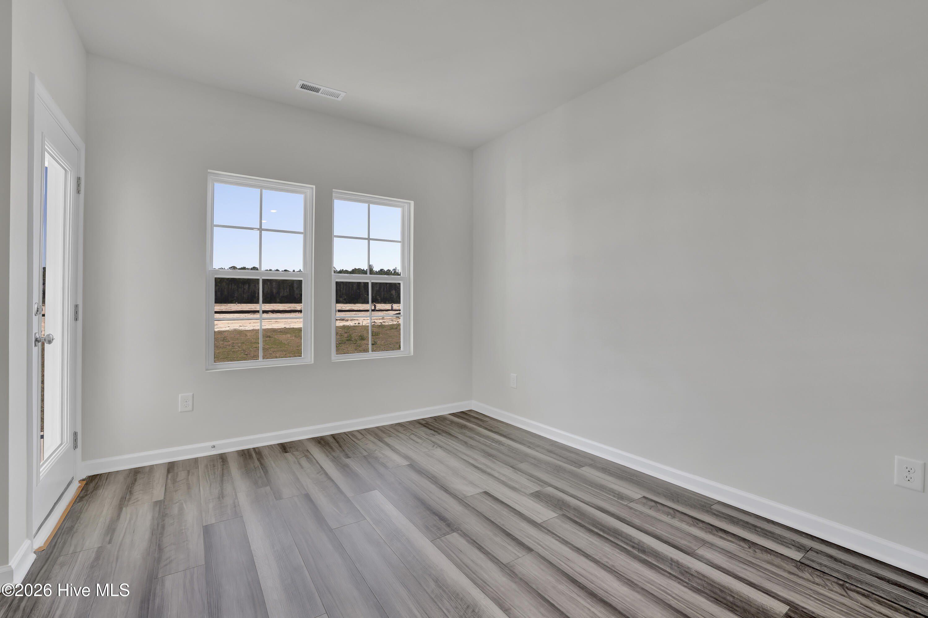 1565 Rodanthe Avenue. Castle Hayne, NC 28429
