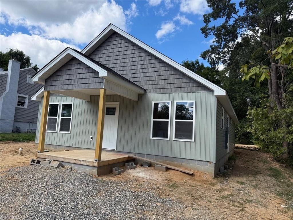 1511 Franklin Avenue. High Point, NC 27265