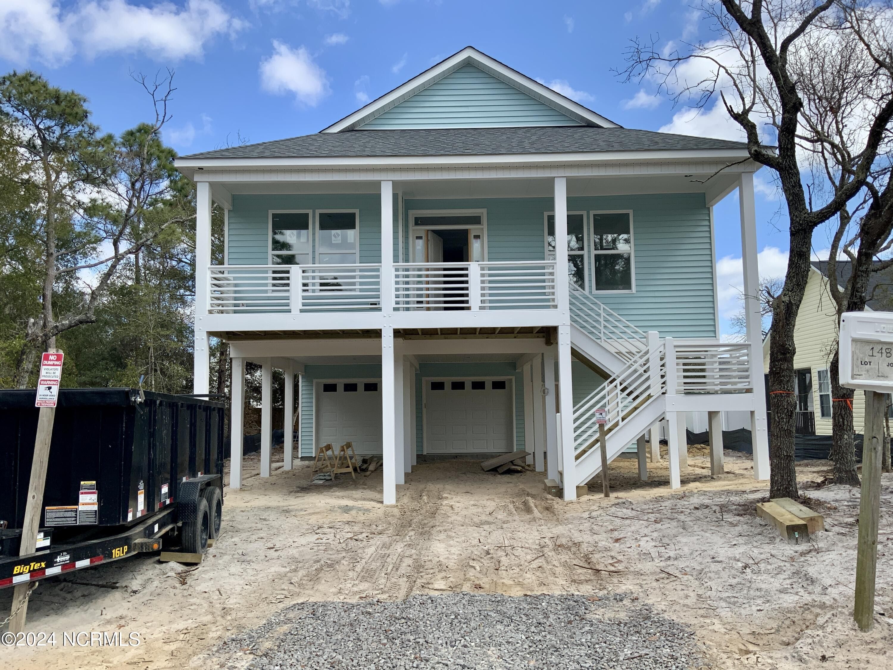 148 Ne 8Th Street. Oak Island, NC 28465