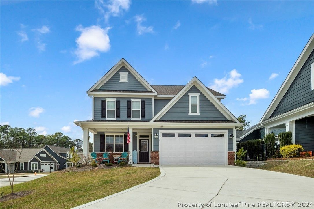 44 Glenwood Court. Spring Lake, NC 28390