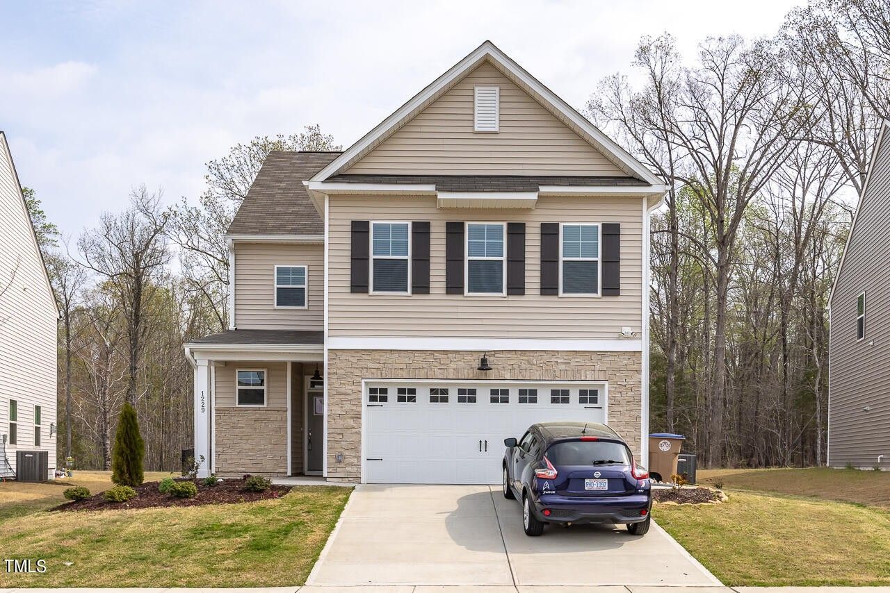 1229 Shadow Shade Drive. Wake Forest, NC 27587
