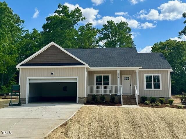 304 Dry Branch Drive. Kenly, NC 27542