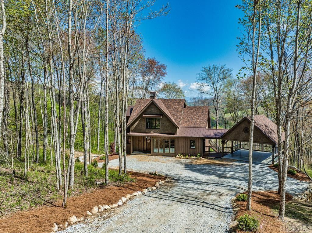 71 Springhead Trail. Cullowhee, NC 28723