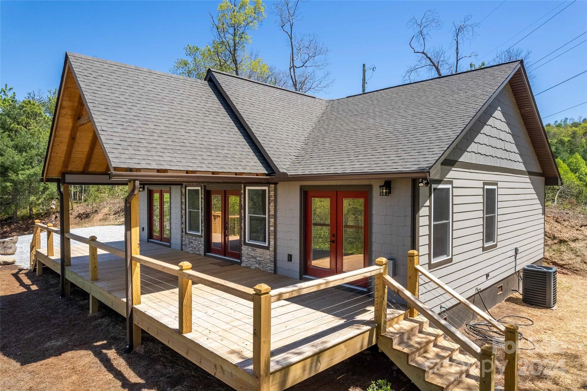 198 Mountain Trace Point. Bryson City, NC 28713