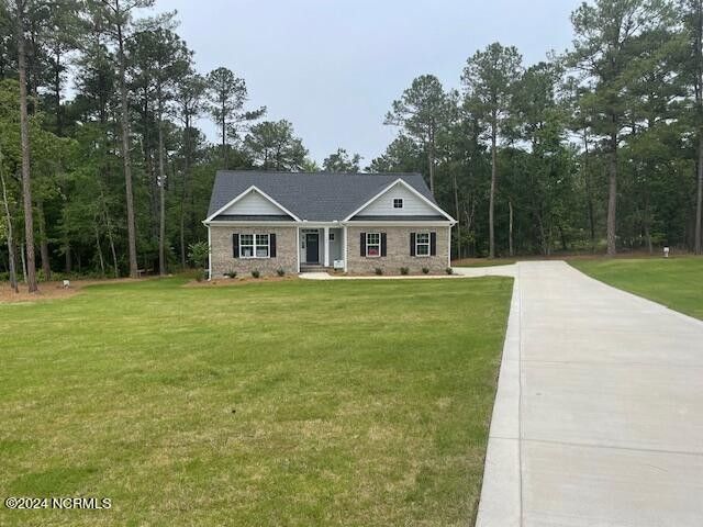 409 Piney Oak Drive. Carthage, NC 28327