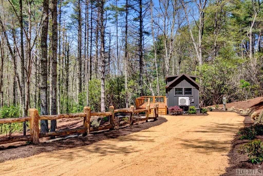 96 Triple Creek Drive. Cullowhee, NC 28723