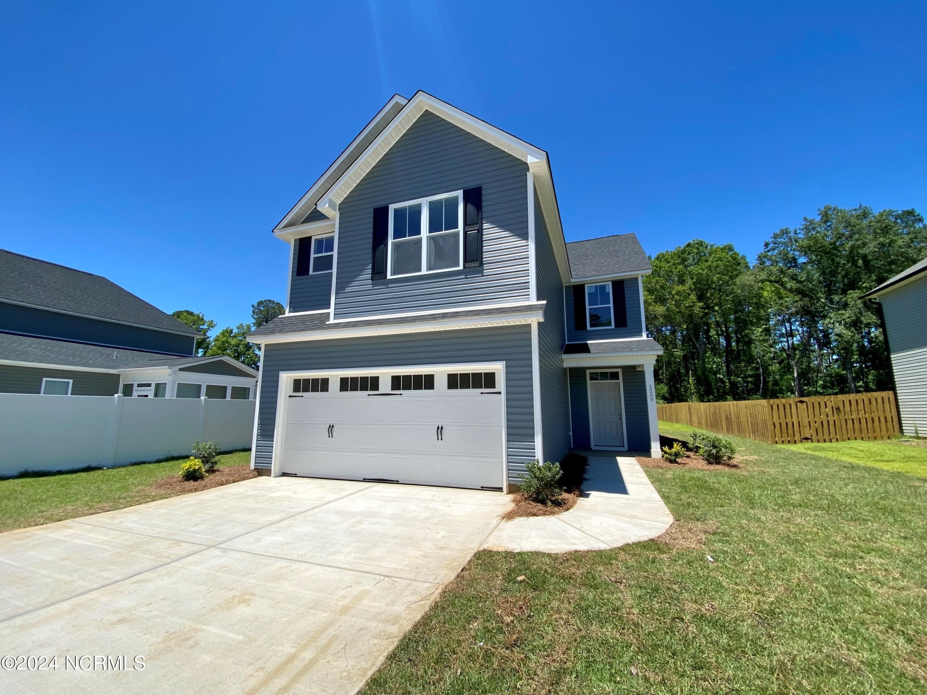 817 Red Sky Lane Ne. Winnabow, NC 28479