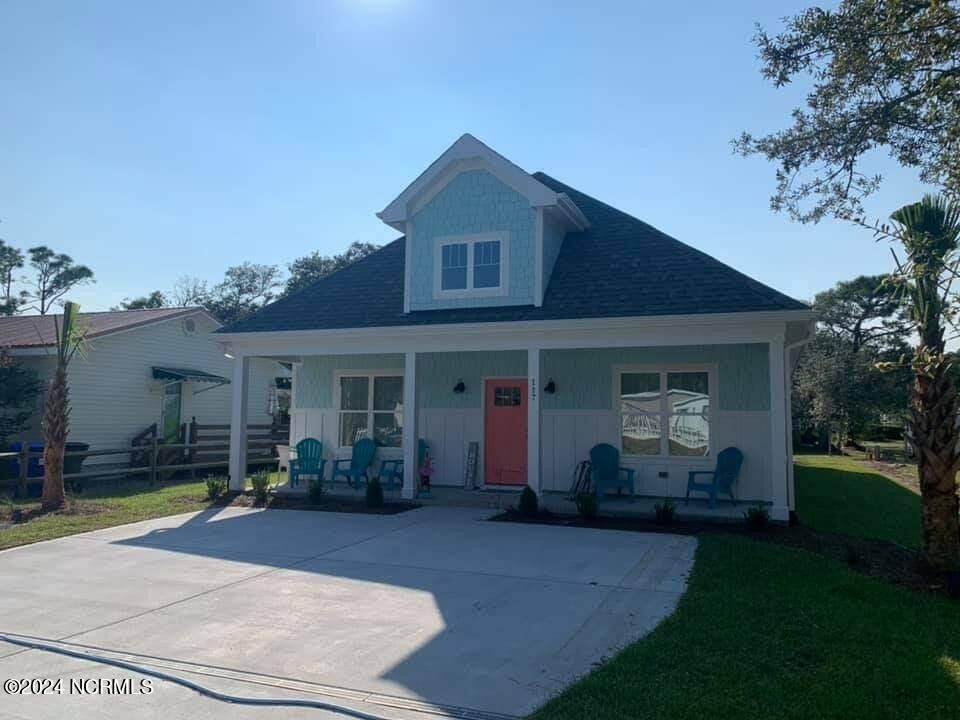 309 Ne 47Th Street. Oak Island, NC 28465