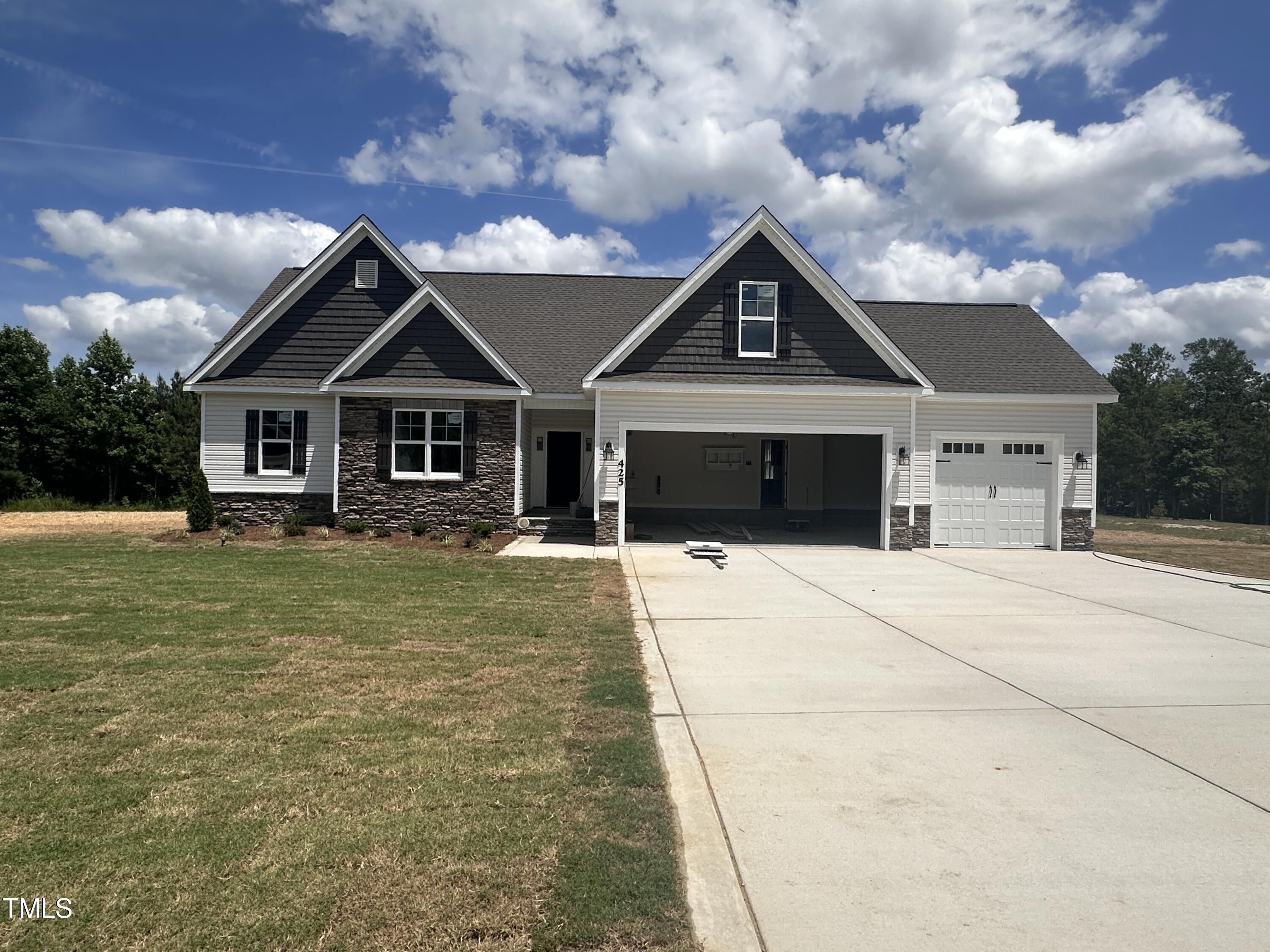 425 Jackson Pond Drive. Smithfield, NC 27577