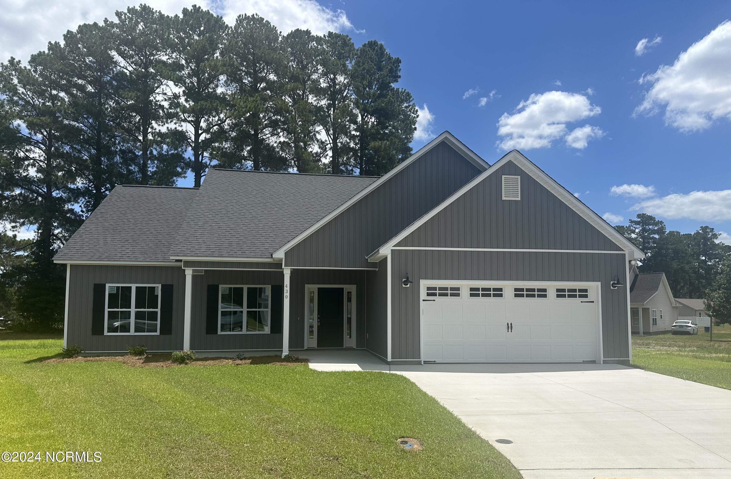 430 Pepperbush Court. Ayden, NC 28513