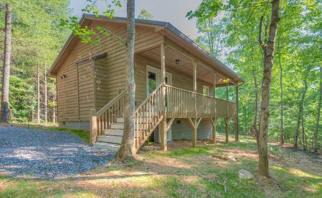 361 Tall Timber Road. Murphy, NC 28906