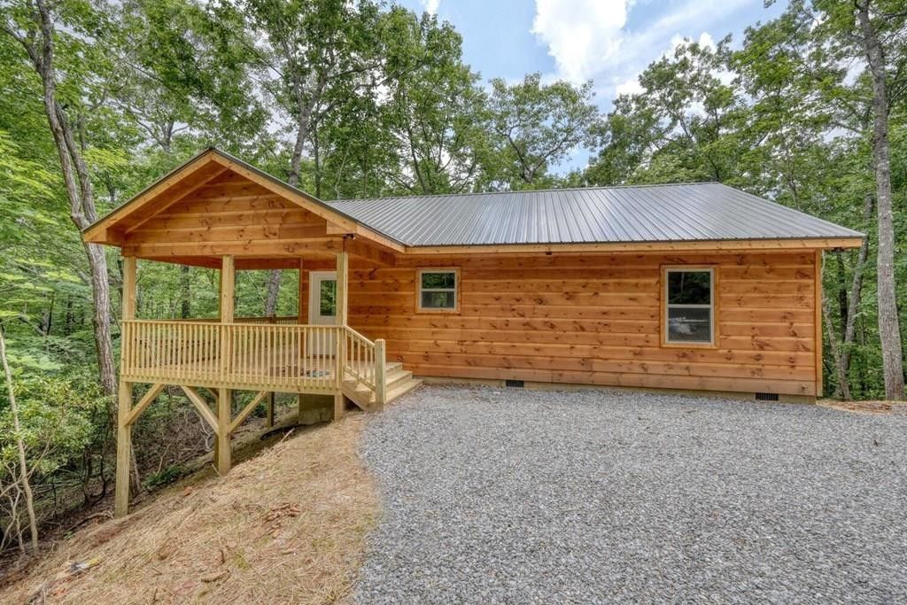 35 Adisi Ridge. Murphy, NC 28906