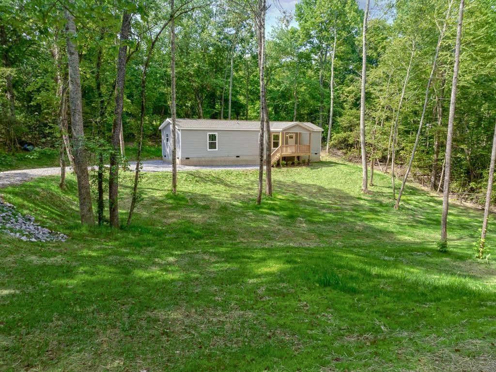 121 Loganberry Ln. Hayesville, NC 28904