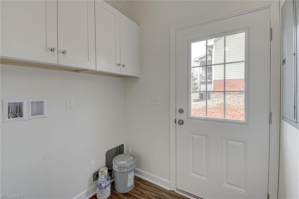 4160 Moat Drive. Winston-Salem, NC 27101