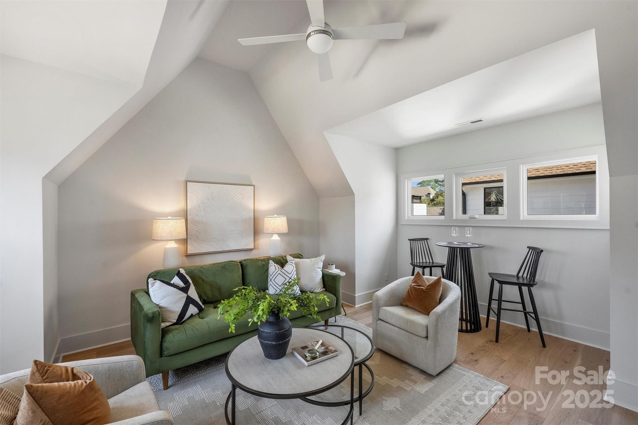 2325 Winthrop Avenue. Charlotte, NC 28203