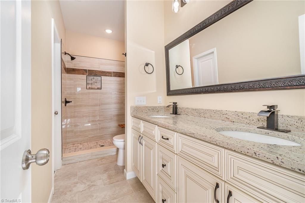 2325 Pinecroft Road. Greensboro, NC 27407