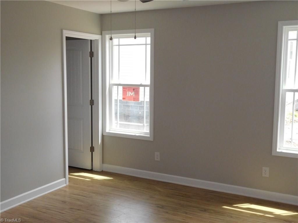 13 King Row. Thomasville, NC 27360
