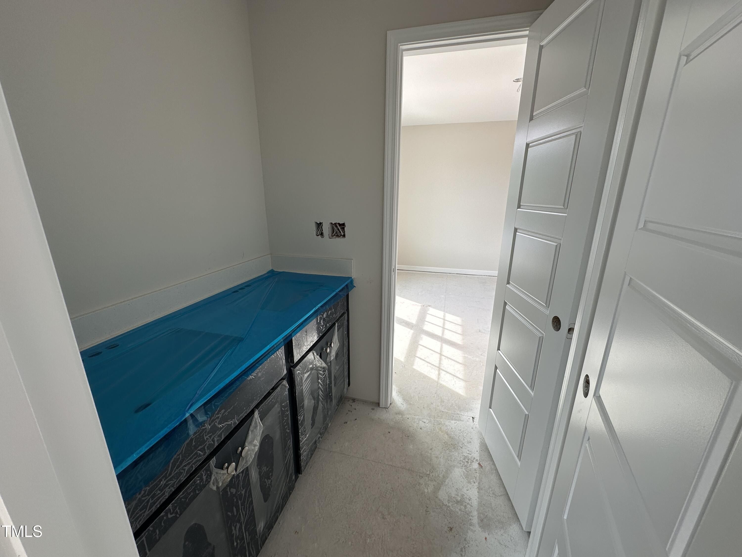 9 W Emily Gardens Drive. Selma, NC 27576