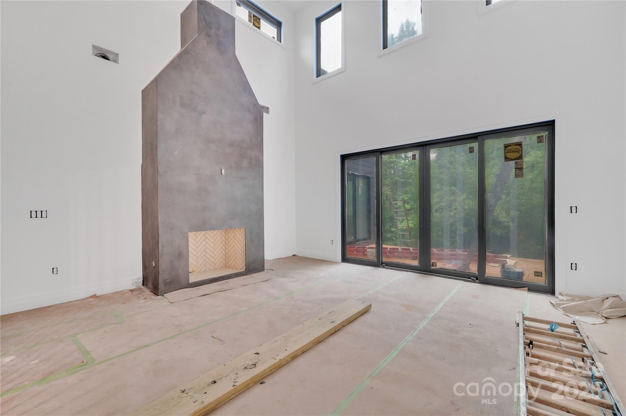 111 Wrenwood Lane. Charlotte, NC 28211