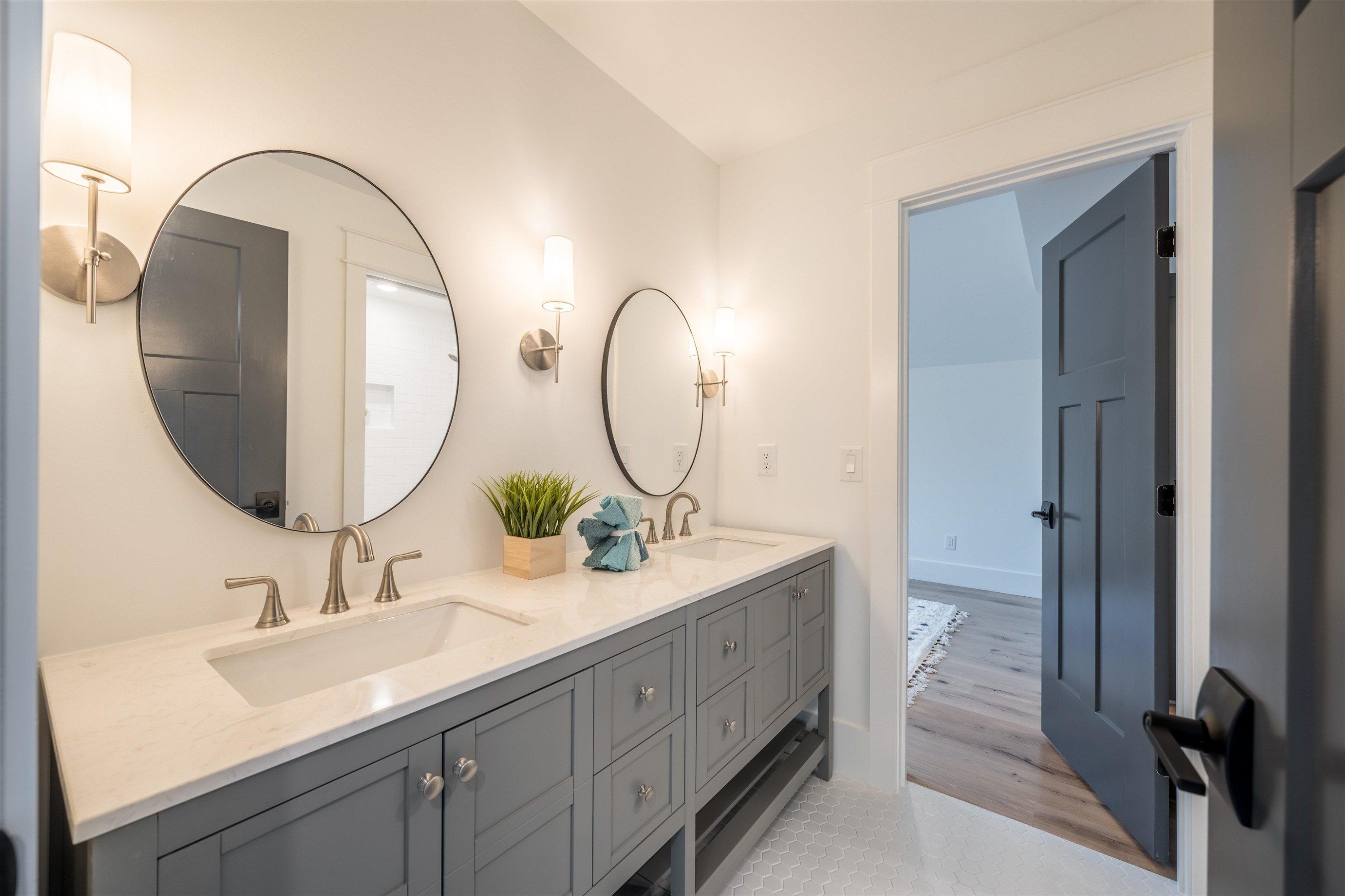 34 Chestnut Creek Way. Chapel Hill, NC 27516