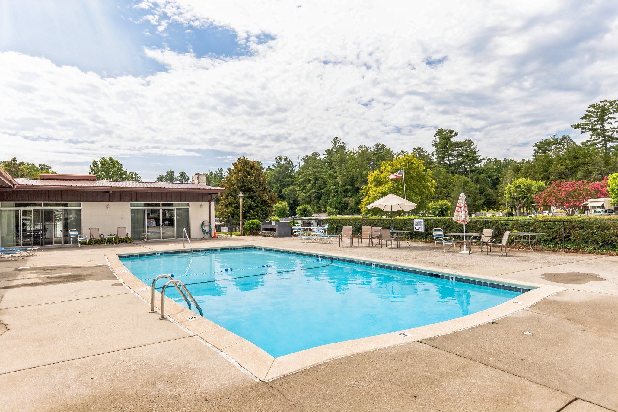 33 Ironwood Dr Lot. Hendersonville, NC 28739