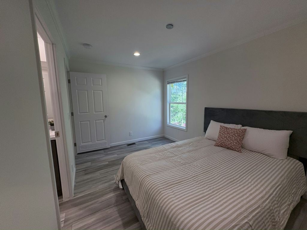 218 Dreamers Lane 214. Asheville, NC 28805