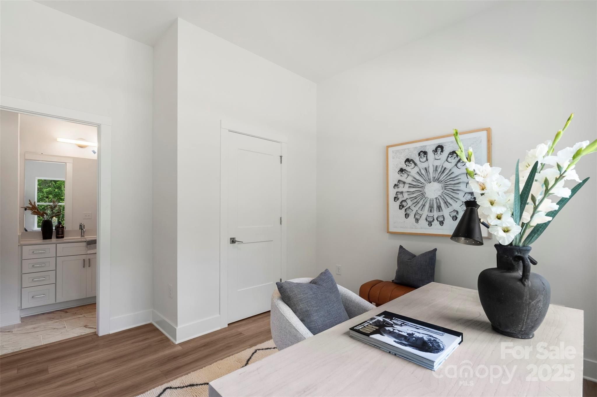 5007 Nimes Road Unit 28. Charlotte, NC 28208