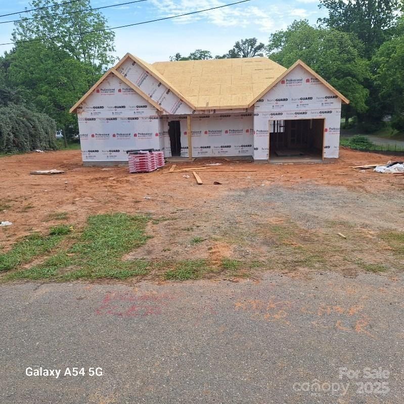 302 W Second Street. Lowell, NC 28098