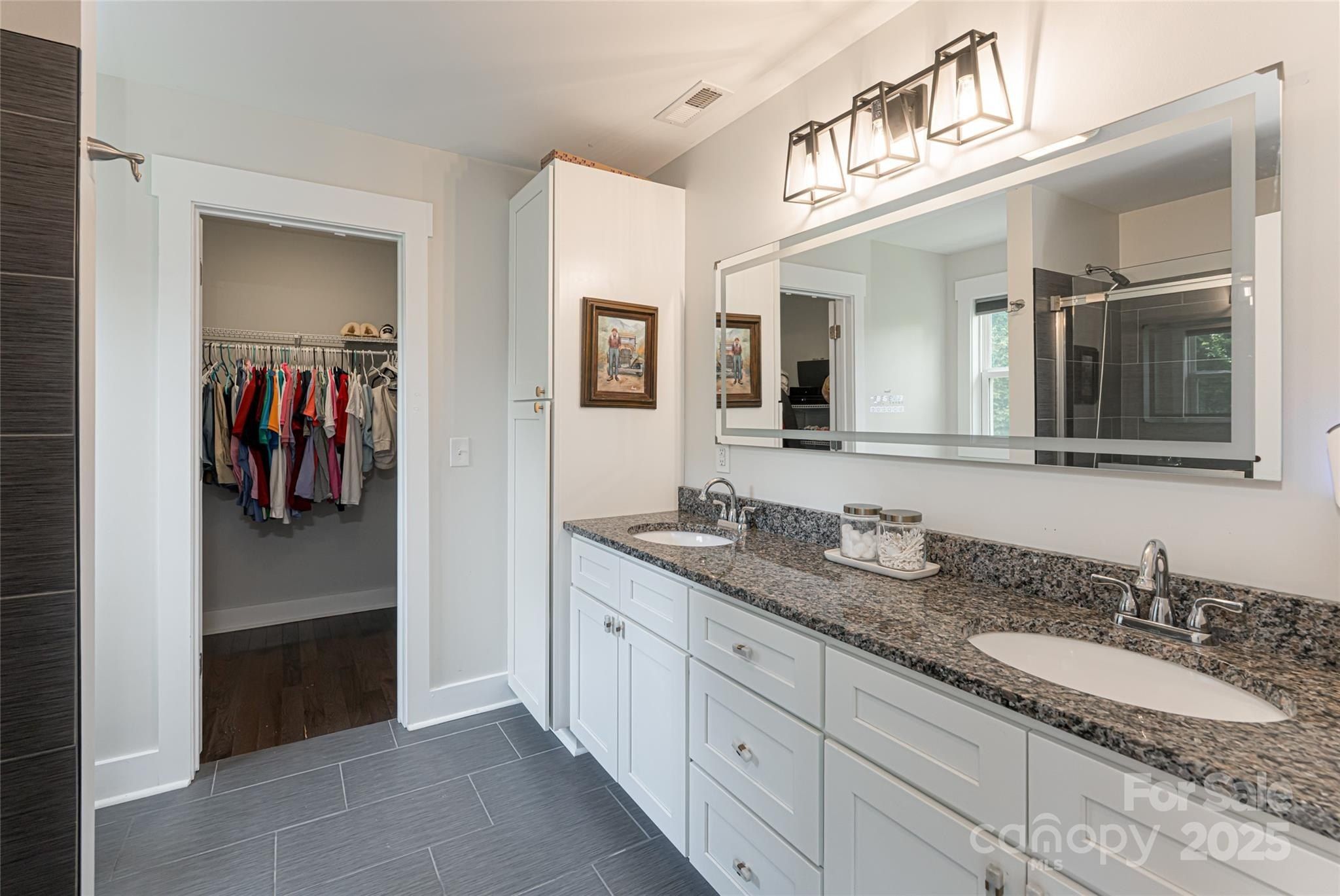 14 Alice Clement Lane. Asheville, NC 28803